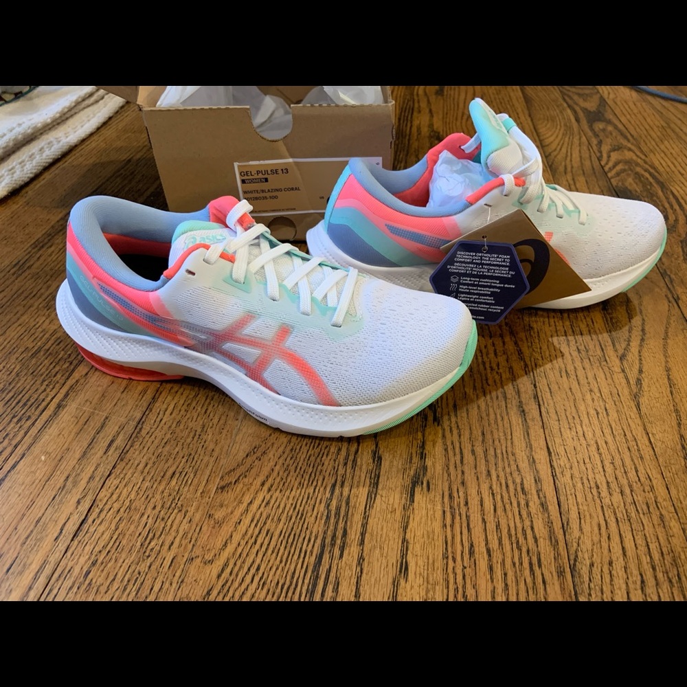 ASICS gel-pulse 13. Brand new in box. Women’s size 6